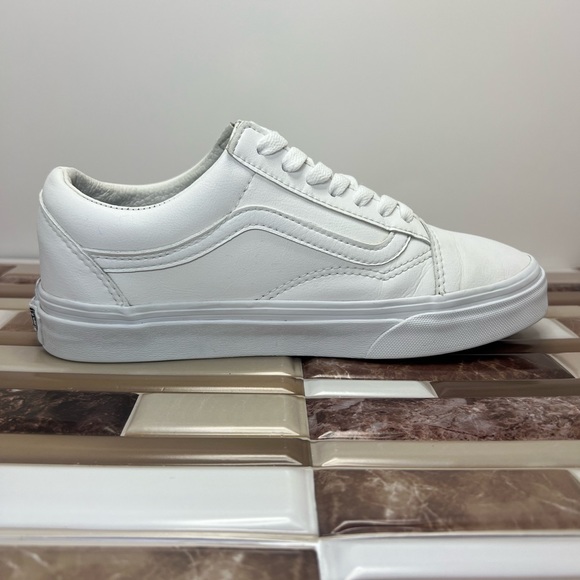 Vans Old Skool Classic Tumble Shoe white leather size 7 in women size 5.5 in men - Picture 11 of 15